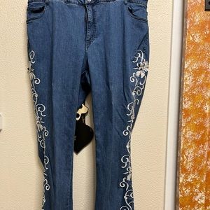 Denim 24/7 embroidered jeans 20W